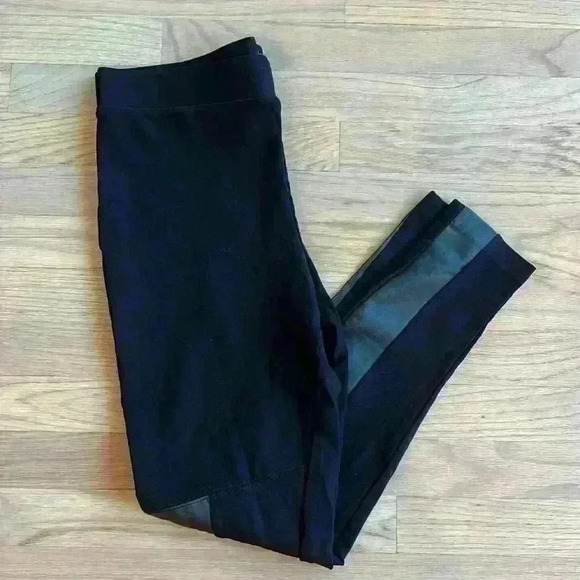 Vince Camuto Leggings with Leather Detail - Picture 2 of 5